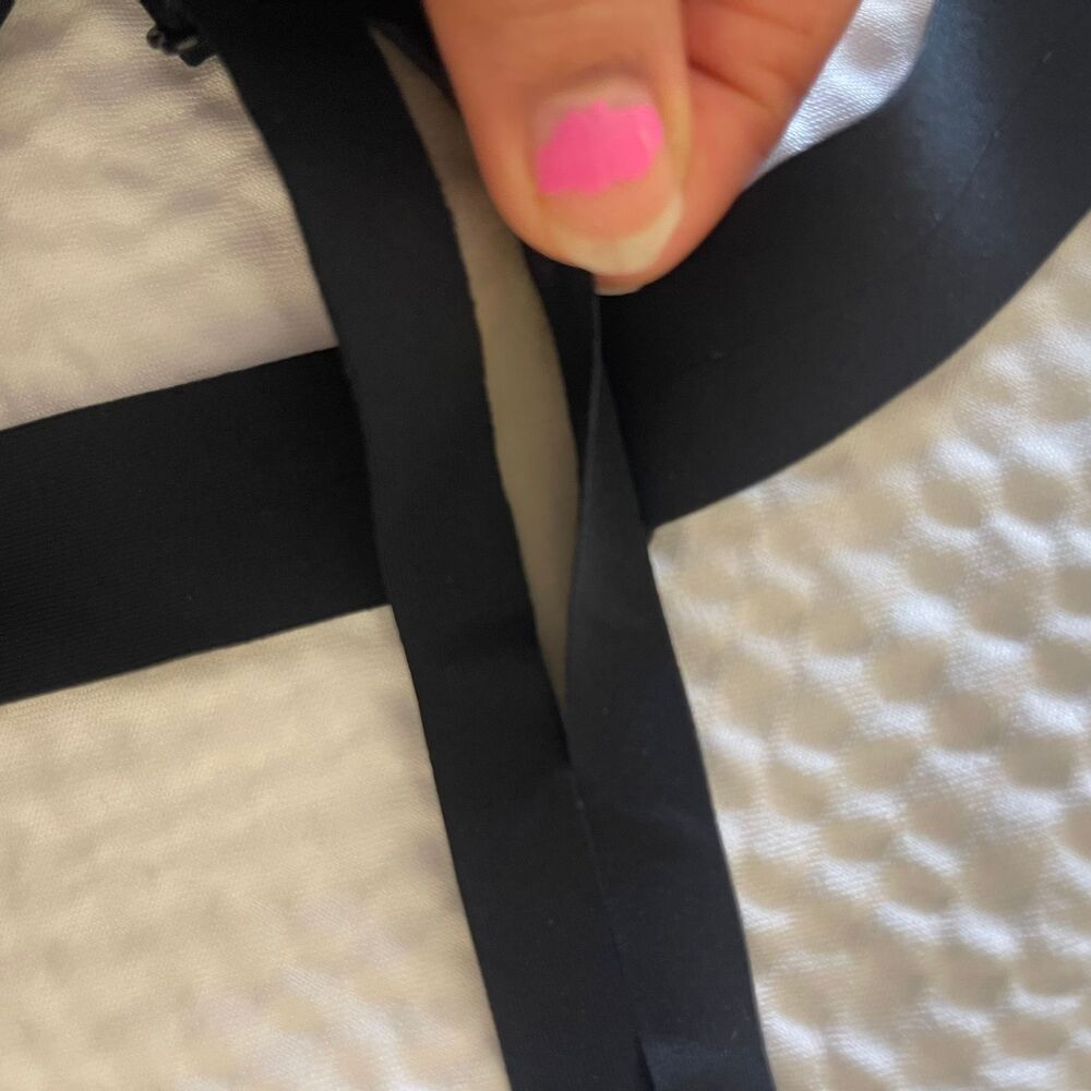 Athleta Square Neck V Bra Cup Bikini Top Black 36B/C Underwire Swimsuit - Picture 10 of 10